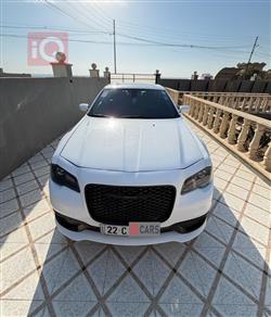 کرایسلەر 300